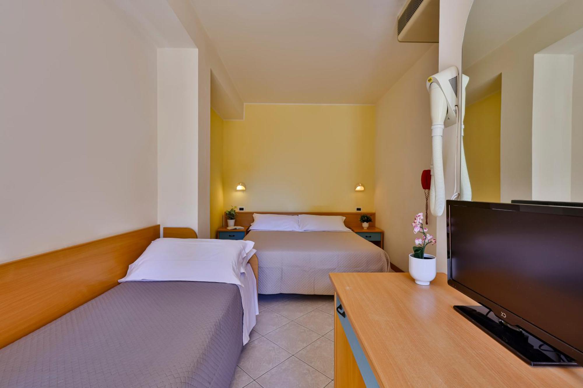 Hotel Paola Garden - Nuova Gestione Bellariva Di Rimini Экстерьер фото