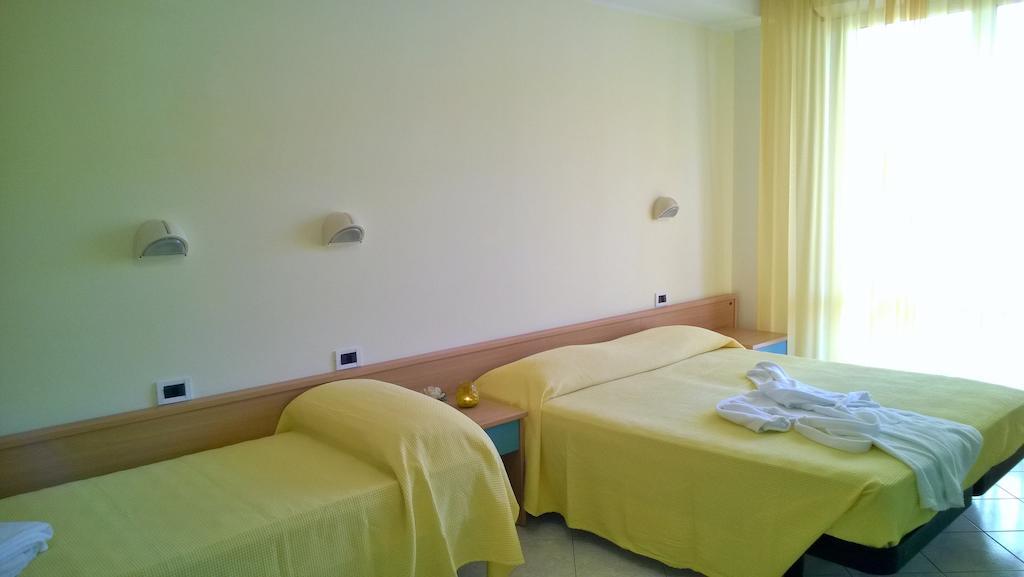 Hotel Paola Garden - Nuova Gestione Bellariva Di Rimini Номер фото