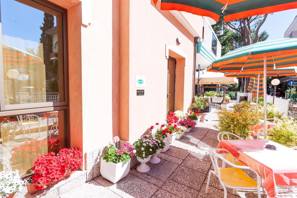 Hotel Paola Garden - Nuova Gestione Bellariva Di Rimini Экстерьер фото